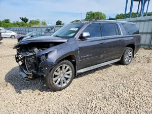 Chevrolet Suburban 5.3L 8 2015