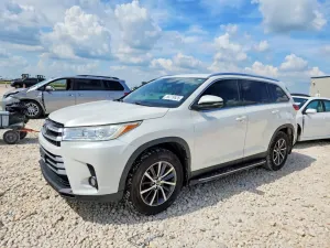 Toyota Highlander 3.5L 6 2019