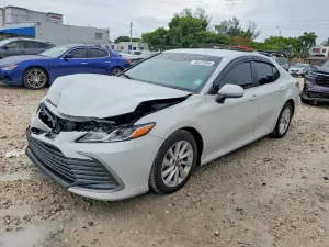 Toyota Camry 2.5L 4 2023