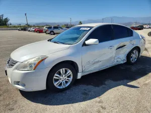 Nissan Altima 2.5L 4 2012