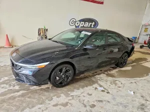 Hyundai Elantra 2.0L 4 2026
