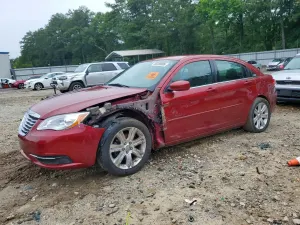 Chrysler 200 2.4L 4 2013