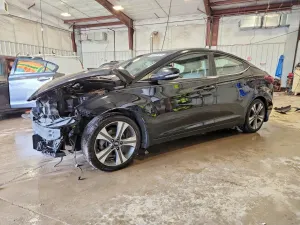 Hyundai Elantra 2.0L 4 2015