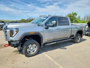 GMC Sierra 6.6L 8 2025