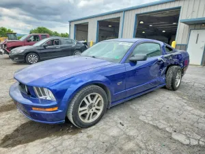 Ford Mustang 4.6L 8 2005