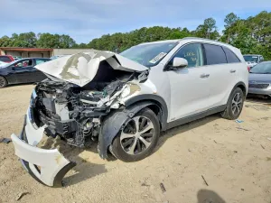 Kia Sorento 2.0L 4 2016