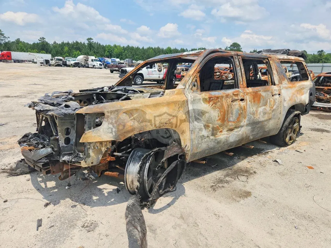 Chevrolet Suburban 5.3L 8 2018