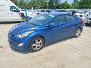 Hyundai Elantra 1.8L 4 2013