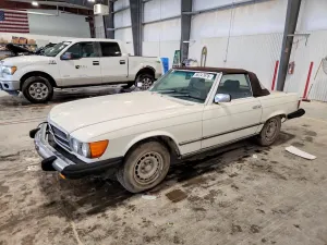 Mercedes-Benz 380 3.8L 8 1983