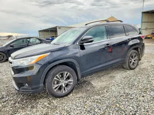 Toyota Highlander 3.5L 6 2016