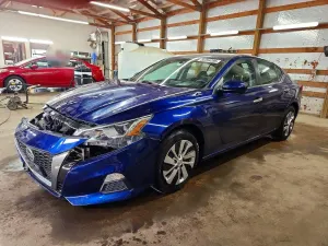 Nissan Altima 2.5L 4 2019