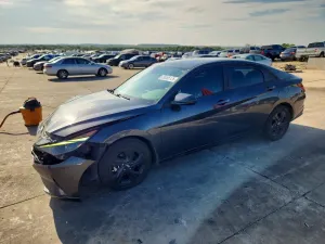 Hyundai Elantra 2.0L 4 2021