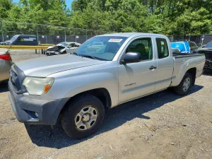 Toyota Tacoma 2.7L 4 2013