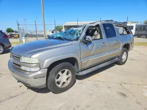 Chevrolet Suburban 5.3L 8 2003