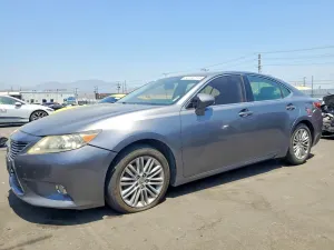 Lexus ES 3.5L 6 2013