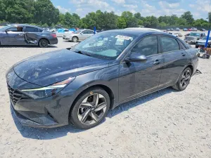 Hyundai Elantra 2.0L 4 2023
