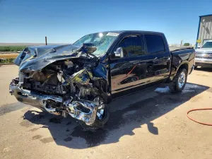 RAM 1500 5.7L 8 2019
