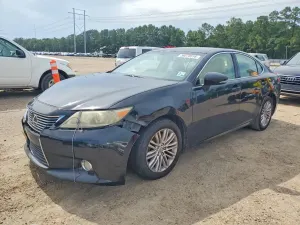 Lexus ES 3.5L 6 2013