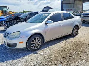 Volkswagen Jetta 2.5L 5 2010