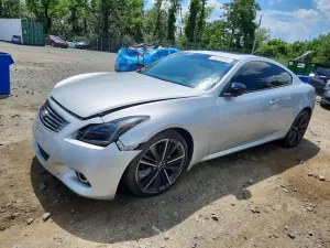 Infiniti G37 3.7L 6 2012