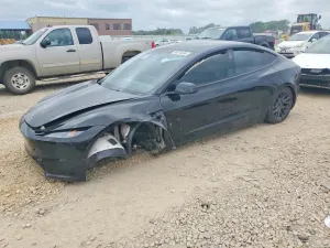 Tesla Model 3 2025