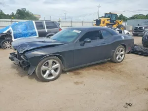 Dodge Challenger 5.7L 8 2014