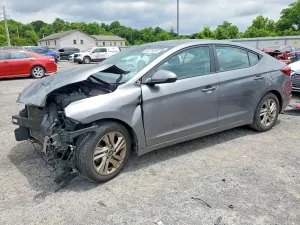 Hyundai Elantra 2.0L 4 2019