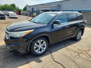 Toyota Highlander 3.5L 6 2015
