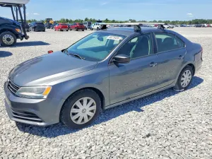 Volkswagen Jetta 1.4L 4 2016