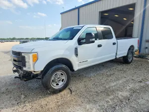Ford F-350 6.7L 8 2017
