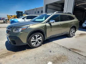 Subaru Outback 2.5L 4 2022
