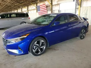 Hyundai Elantra 2.0L 4 2023