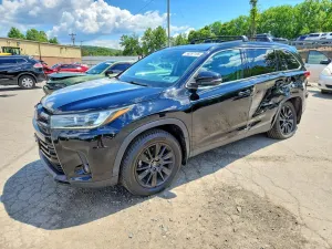 Toyota Highlander 3.5L 6 2019
