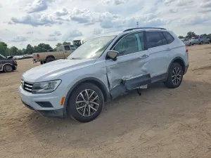 Volkswagen Tiguan 2.0L 4 2018