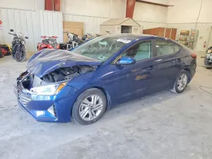 Hyundai Elantra 2.0L 4 2020