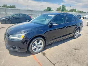 Volkswagen Jetta 2.0L 4 2012