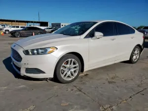 Ford Fusion SE 2.5L 4 2016