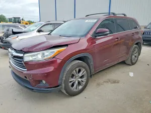 Toyota Highlander 3.5L 6 2015