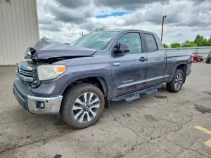 Toyota Tundra 5.7L 8 2017