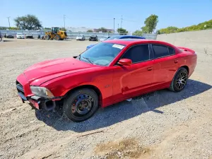 Dodge Charger 5.7L 8 2013
