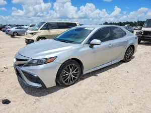 Toyota Camry 2.5L 4 2021