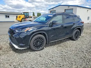 Toyota Highlander 2.4L 4 2025