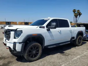 GMC Sierra 6.6L 8 2024