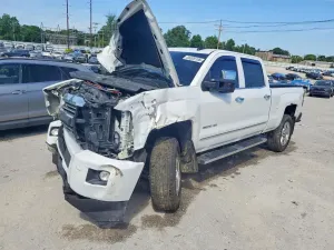 Chevrolet Silverado 1500 6.6L 8 2015