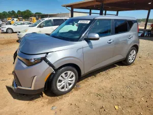 Kia Soul 2.0L 4 2023