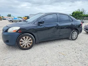 Toyota Yaris 1.5L 4 2012