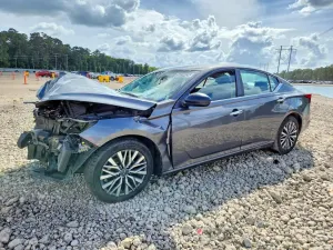 Nissan Altima 2.5L 4 2025