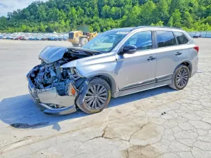 Mitsubishi Outlander 2.4L 4 2020