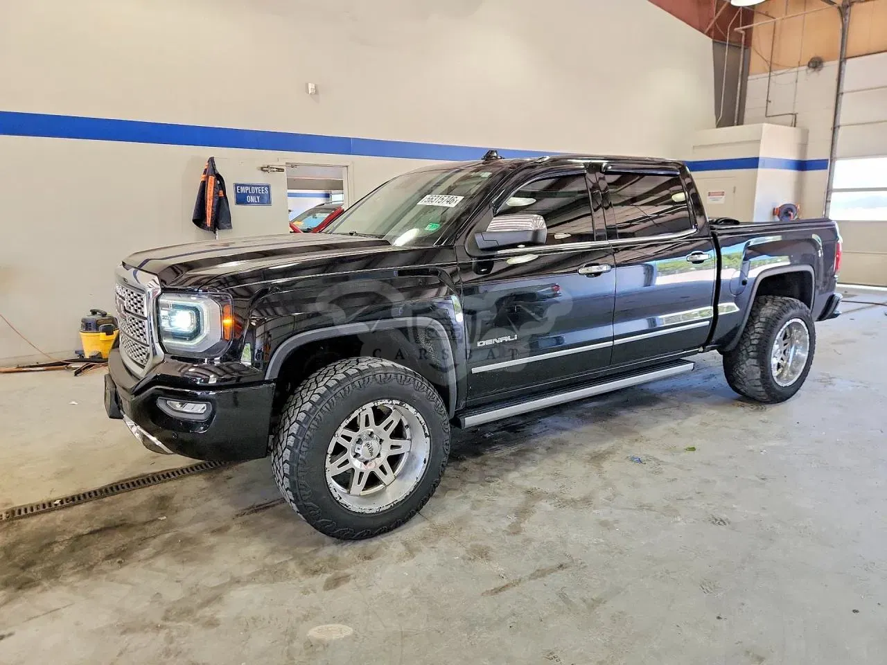 GMC Sierra 6.2L 8 2018