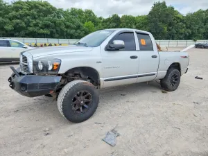Dodge RAM 5.7L 8 2006